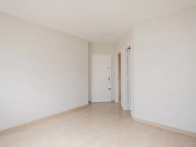 Apartamento com 30m² 1 quarto e 1 banheiro, para alugar, no bairro Centro em Pelotas