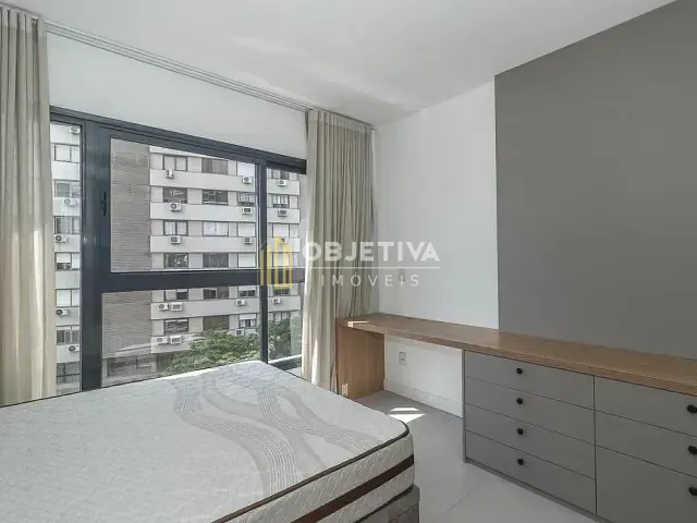 Loft 1 quarto e 1 banheiro, à venda ou para alugar, no bairro Independência em Porto Alegre