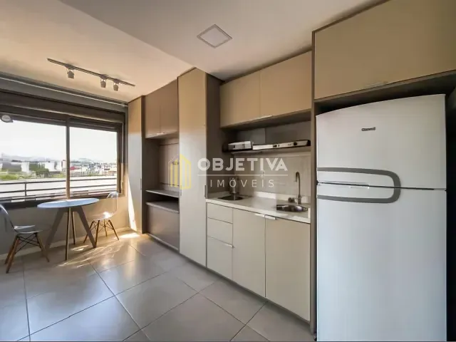 Loft 1 quarto e 1 banheiro, para alugar, no bairro Centro Histórico em Porto Alegre
