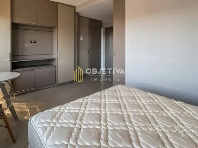 Loft 1 quarto e 1 banheiro, para alugar, no bairro Centro Histórico em Porto Alegre