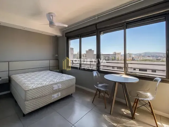 Loft 1 quarto e 1 banheiro, para alugar, no bairro Centro Histórico em Porto Alegre