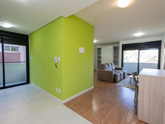 Loft 1 quarto e 1 banheiro, para alugar, no bairro Centro em Pelotas