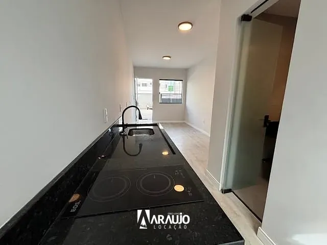 Loft 1 quarto e 1 banheiro, para alugar, no bairro Espinheiros em Itajaí