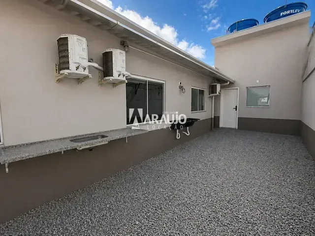 Loft 1 quarto e 1 banheiro, para alugar, no bairro Centro em Navegantes
