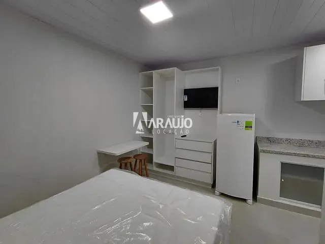 Loft 1 quarto e 1 banheiro, para alugar, no bairro Centro em Navegantes