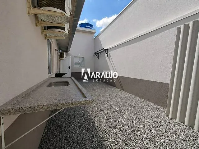 Loft 1 quarto e 1 banheiro, para alugar, no bairro Centro em Navegantes