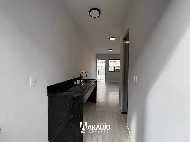 Loft 1 quarto e 1 banheiro, para alugar, no bairro Espinheiros em Itajaí