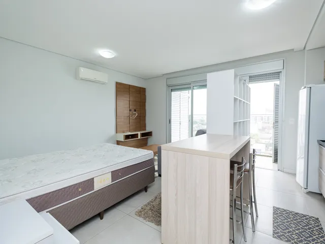 Loft 1 quarto e 1 banheiro, para alugar, no bairro Centro em Pelotas