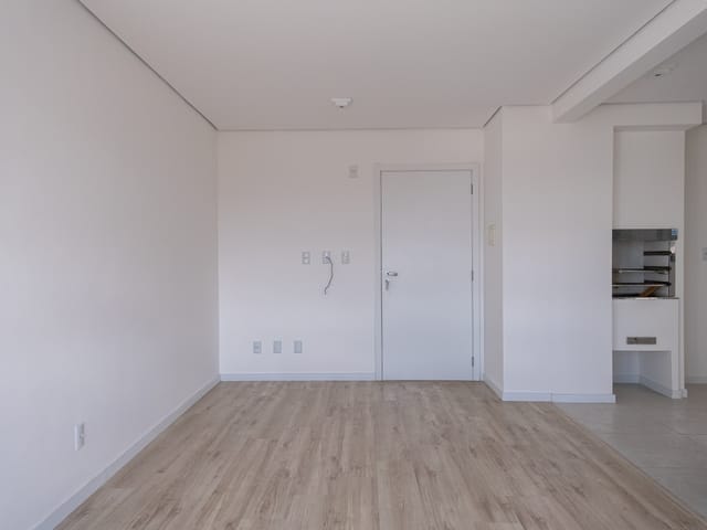 Loft 1 quarto e 1 banheiro, à venda ou para alugar, no bairro Centro em Pelotas