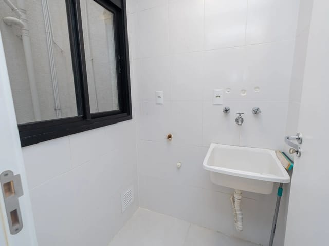 Loft 1 quarto e 1 banheiro, para alugar, no bairro Centro em Pelotas