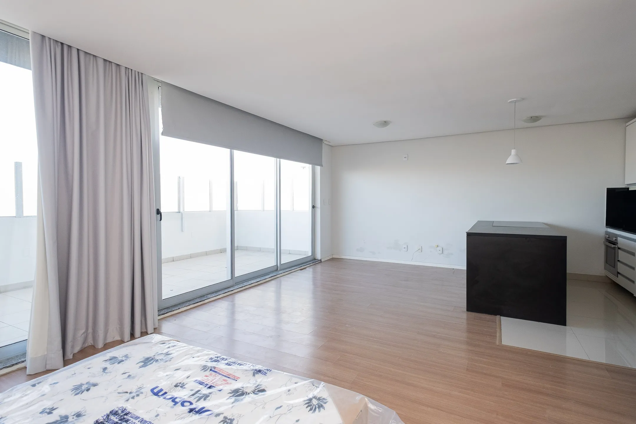 Loft semi mobiliado para locação na Rua Dom Pedro II, com excelente localização, ambientes modernos e ideal para quem busca praticidade