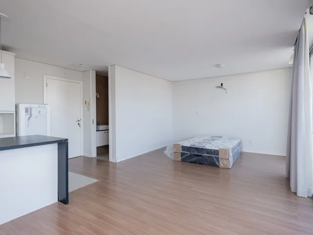 Loft com 42m² 1 quarto e 1 banheiro, para alugar, no bairro Centro em Pelotas