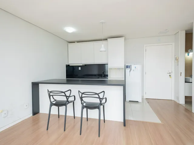 Loft com 42m² 1 quarto e 1 banheiro, para alugar, no bairro Centro em Pelotas