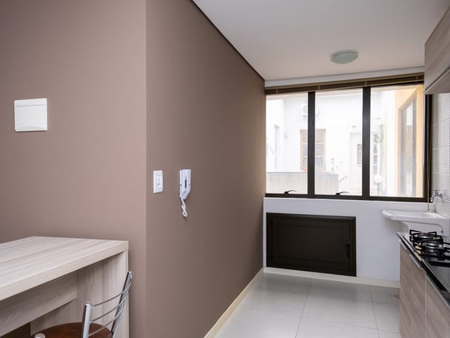 Loft 1 quarto e 1 banheiro, para alugar, no bairro Centro em Pelotas