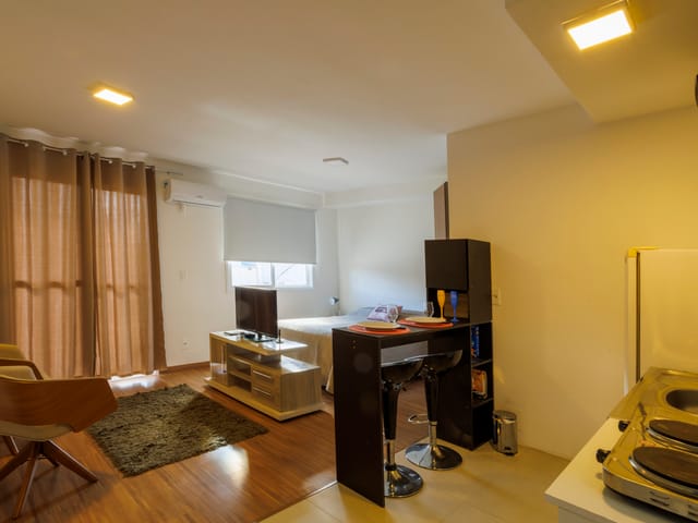 Loft com 37m² 1 quarto e 1 banheiro, à venda ou para alugar, no bairro Centro em Pelotas