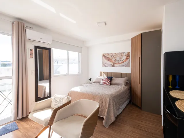 Loft com 37m² 1 quarto e 1 banheiro, à venda ou para alugar, no bairro Centro em Pelotas