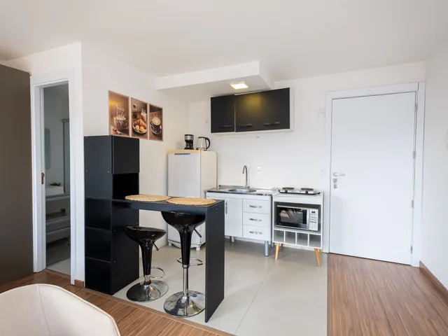 Loft com 37m² 1 quarto e 1 banheiro, à venda ou para alugar, no bairro Centro em Pelotas
