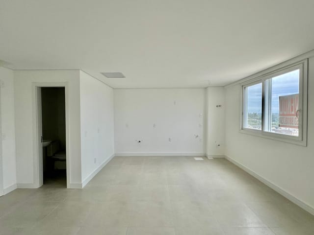 Loft 1 quarto e 1 banheiro, à venda, no bairro Três Vendas em Pelotas