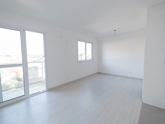 Loft 1 quarto e 1 banheiro, à venda ou para alugar, no bairro Centro em Pelotas