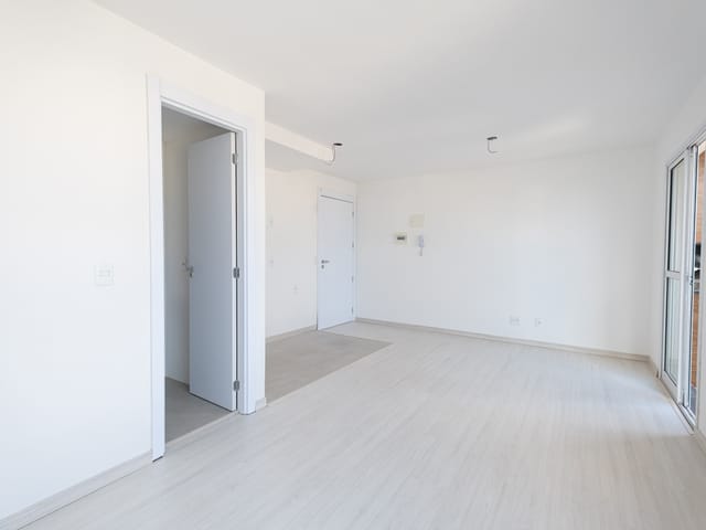 Loft 1 quarto e 1 banheiro, à venda ou para alugar, no bairro Centro em Pelotas