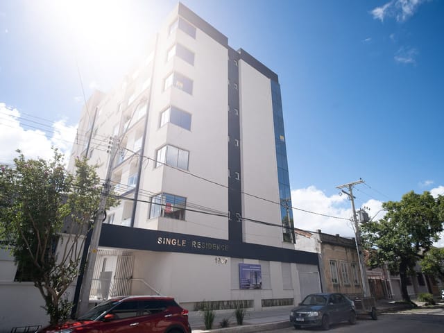 Loft com 48m² 1 quarto e 1 banheiro, à venda ou para alugar, no bairro Centro em Pelotas