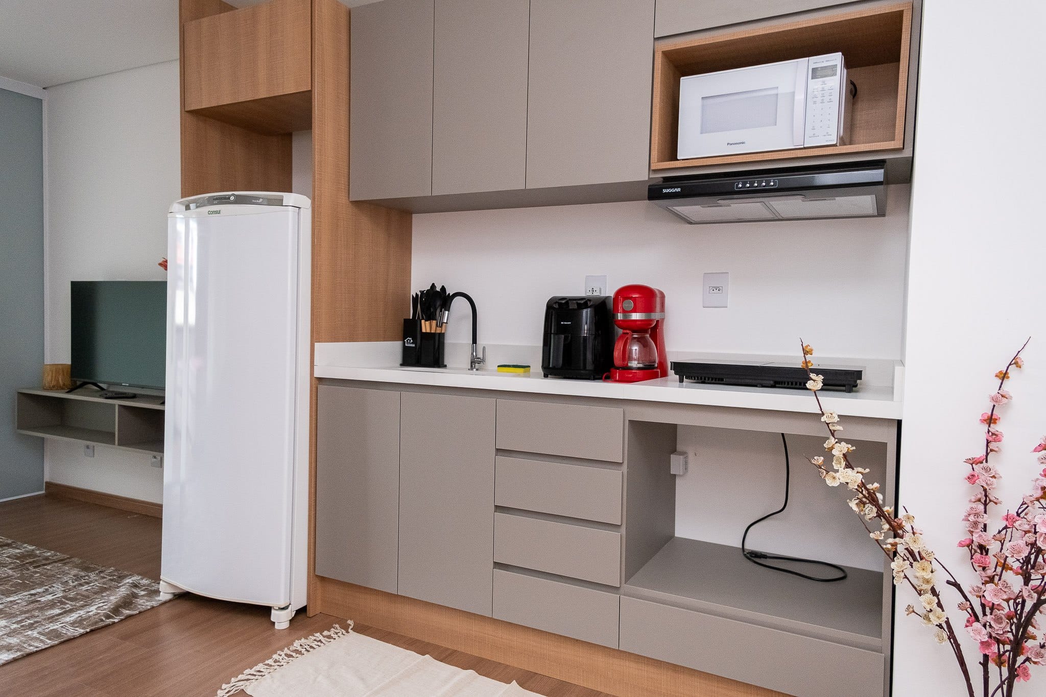 Loft mobiliado para aluguel no centro de Pelotas RS, com excelente localização e pronto para morar 3
