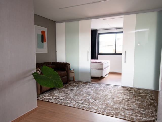 Foto do Loft - Loft mobiliado para aluguel no centro de Pelotas RS, com excelente localização e pronto para morar | UP Imóveis