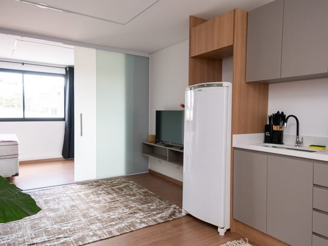 Foto do Loft - Loft mobiliado para aluguel no centro de Pelotas RS, com excelente localização e pronto para morar | UP Imóveis