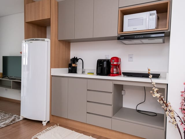 Foto do Loft - Loft mobiliado para aluguel no centro de Pelotas RS, com excelente localização e pronto para morar | UP Imóveis