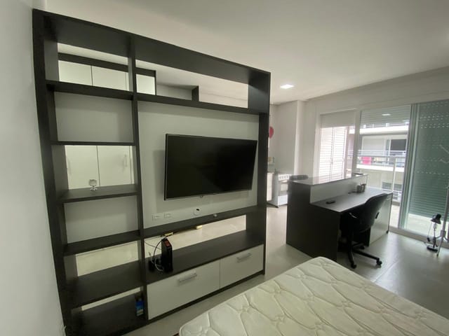 Loft 1 quarto e 1 banheiro, à venda, no bairro Centro em Pelotas
