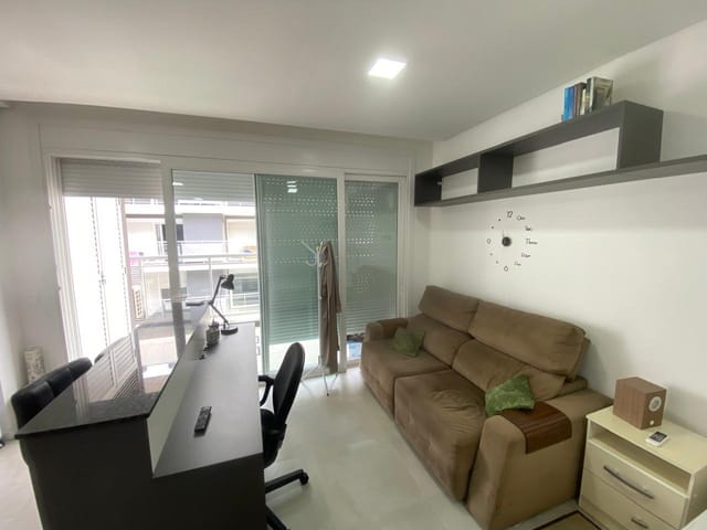 Loft 1 quarto e 1 banheiro, à venda, no bairro Centro em Pelotas