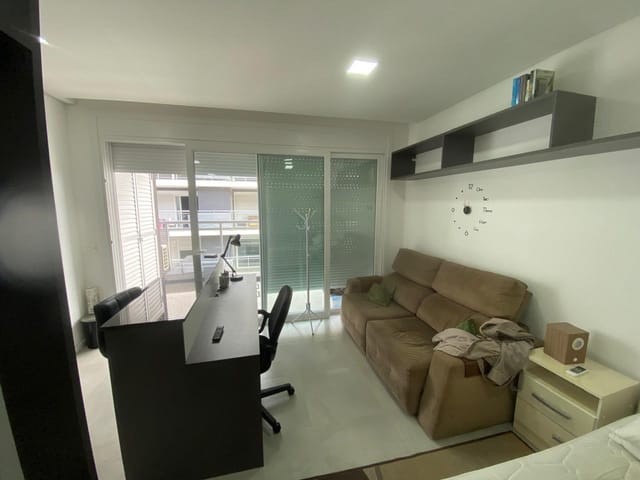 Loft 1 quarto e 1 banheiro, à venda, no bairro Centro em Pelotas