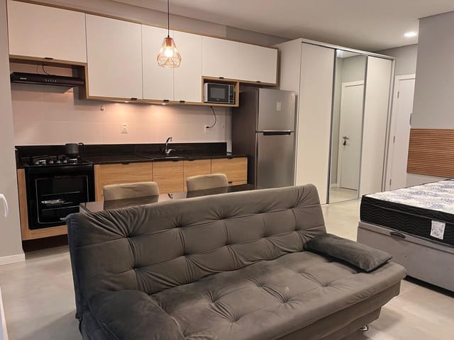 Loft 1 quarto e 1 banheiro, à venda, no bairro Centro em Pelotas