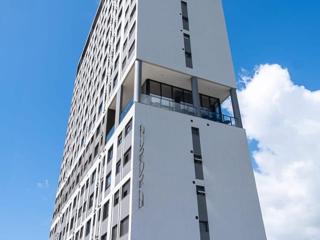 Foto do Loft - Apartamento à venda no Areal: 28 m², 1 dormitório, andar alto, piso laminado, lavanderia coletiva, elevador, portaria 24h. Ideal para investir! | UP Imóveis