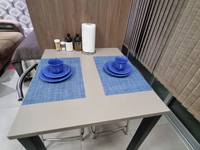 Loft 1 quarto e 1 banheiro, à venda ou para alugar, no bairro Centro em Pelotas