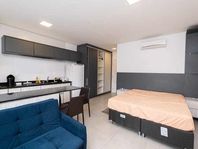 Foto do Loft - Loft mobiliado no Studio Xavante, em frente ao Bento Freitas, com vaga de garagem, ambiente moderno e ótima localização para morar com praticidade | UP Imóveis