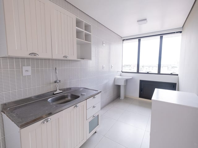 Loft 1 quarto e 1 banheiro, para alugar, no bairro Centro em Pelotas