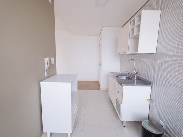 Loft 1 quarto e 1 banheiro, para alugar, no bairro Centro em Pelotas