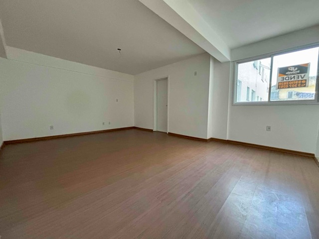 Loft com 44m² 1 quarto e 1 banheiro, à venda, no bairro Centro em Pelotas