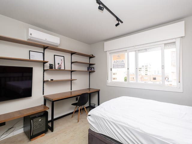 Foto do Loft - Loft Mobiliado para venda e Locação no Centro – Design Moderno, Conforto e Localização Privilegiada Próxima a Serviços e Conveniências | UP Imóveis