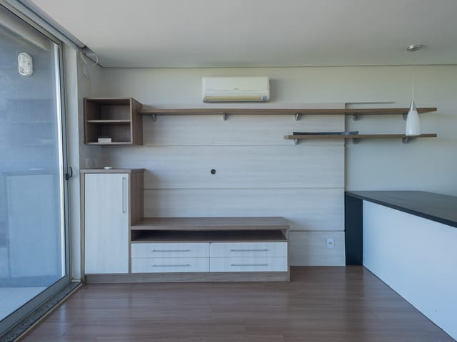 Loft 1 quarto e 1 banheiro, para alugar, no bairro Centro em Pelotas