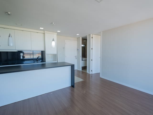 Loft 1 quarto e 1 banheiro, para alugar, no bairro Centro em Pelotas