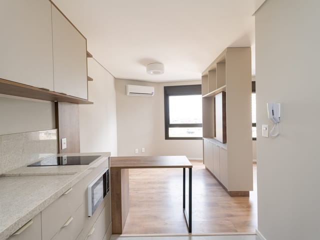 Loft 1 quarto e 1 banheiro, à venda, no bairro Areal em Pelotas