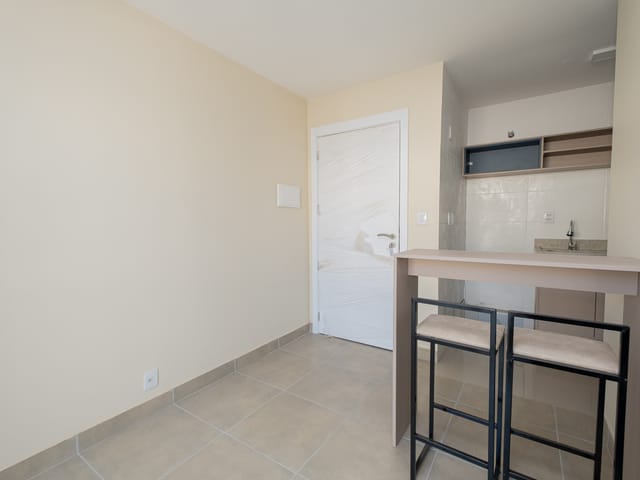 Loft com 48m² 1 quarto e 1 banheiro, para alugar, no bairro Centro em Pelotas
