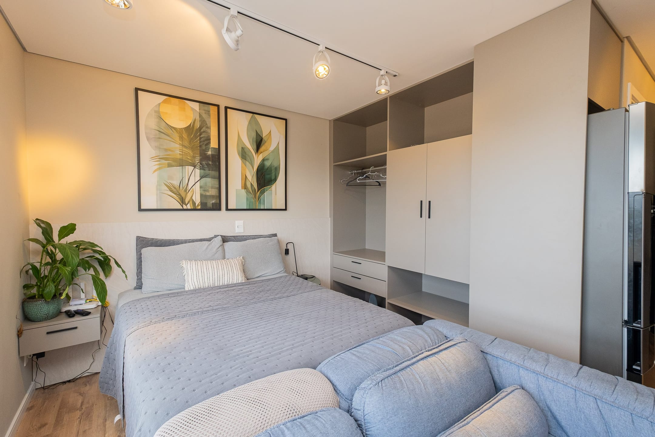 Loft mobiliado à venda no Parque Una, Pelotas – 1 quarto, climatizado com infraestrutura completa e alto potencial de valorização! 2