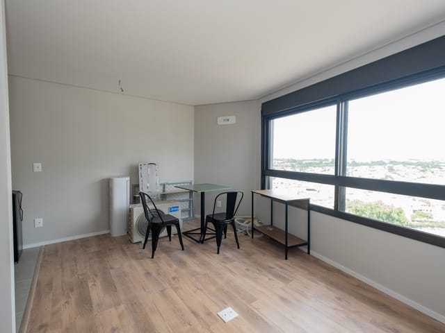Loft à venda ou para alugar, no bairro Areal em Pelotas