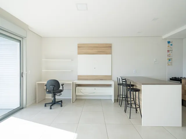 Loft com 72m² 1 quarto e 1 banheiro, para alugar, no bairro Centro em Pelotas