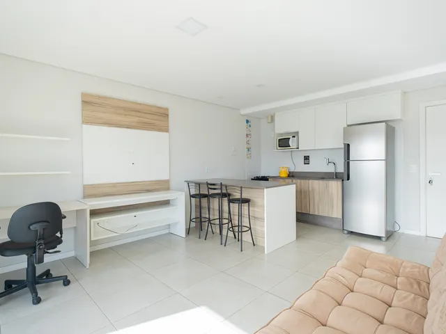 Loft com 72m² 1 quarto e 1 banheiro, para alugar, no bairro Centro em Pelotas