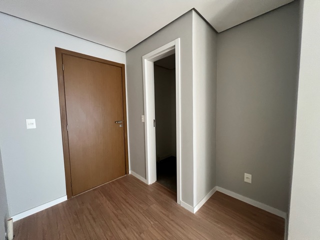 Loft 1 quarto e 1 banheiro, à venda, no bairro São Gonçalo em Pelotas