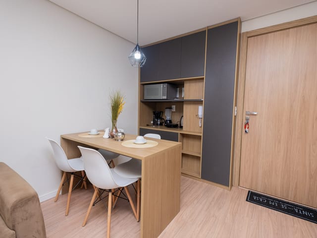 Loft 1 quarto e 1 banheiro, à venda ou para alugar, no bairro São Gonçalo em Pelotas
